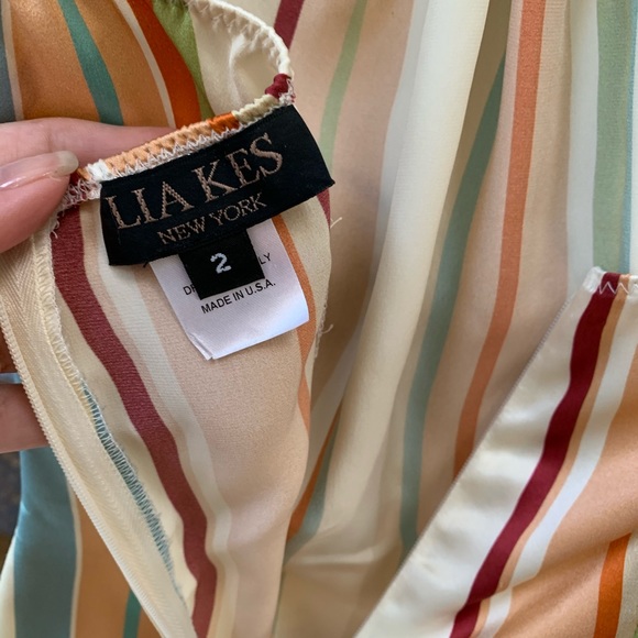 100% Silk Halter with sequin embellishment - Picture 6 of 11